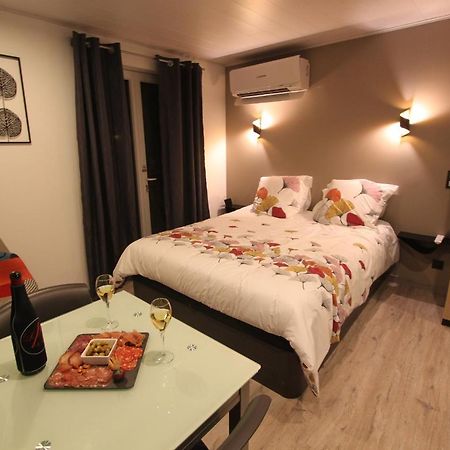 La Chambre Des Onglous Marseillan (Herault) Exterior foto